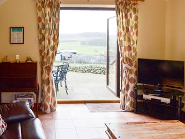 Log Cabin for 4 People in North Yorkshire, Yorkshire, Photo 2