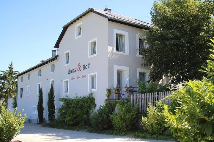 Ferienhaus für 2 Personen, mit Terrasse und Garten sowie Ausblick