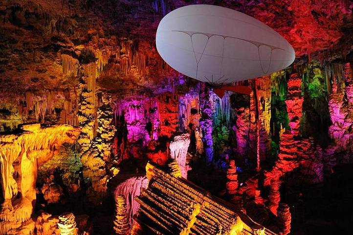 Location de vacances pour 7 personnes, avec jardin ainsi que vue et piscine à Robiac-Rochessadoule - 3