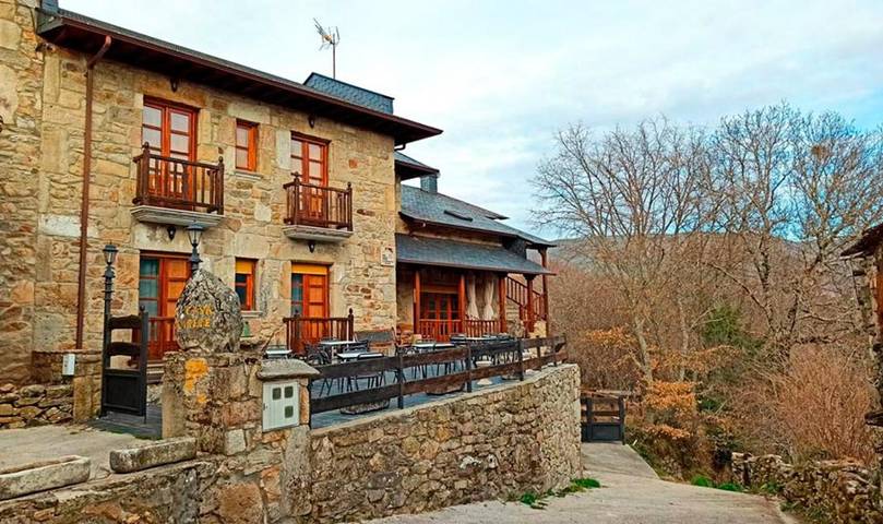Casa rural para 2 personas, con Balcón y Terraza además de Jardín y Vistas en Sanabria (Zamora)