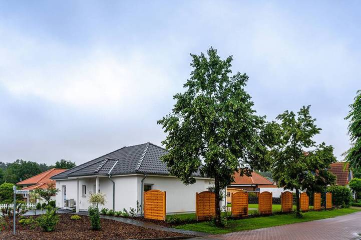 Ferienhaus für 6 Personen, mit Terrasse und Garten - 1