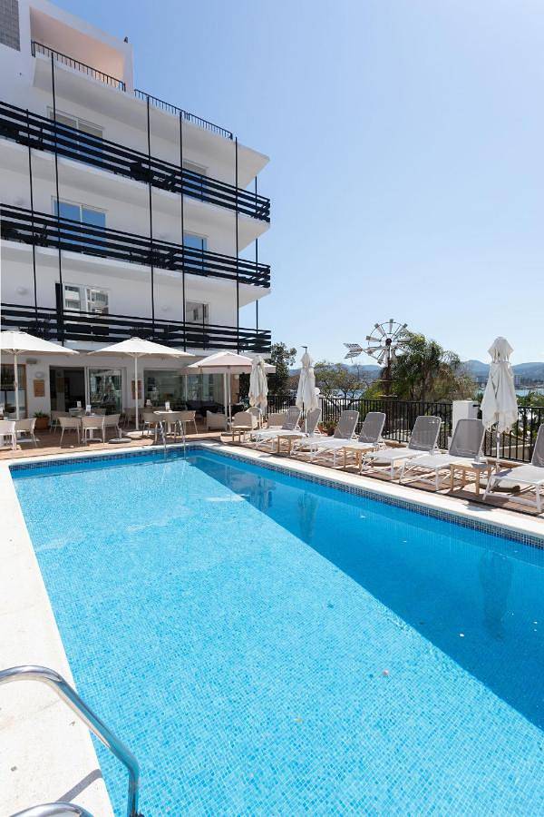 Es Mitjorn Hotel in Ocean Beach Ibiza, Sant Antoni de Portmany