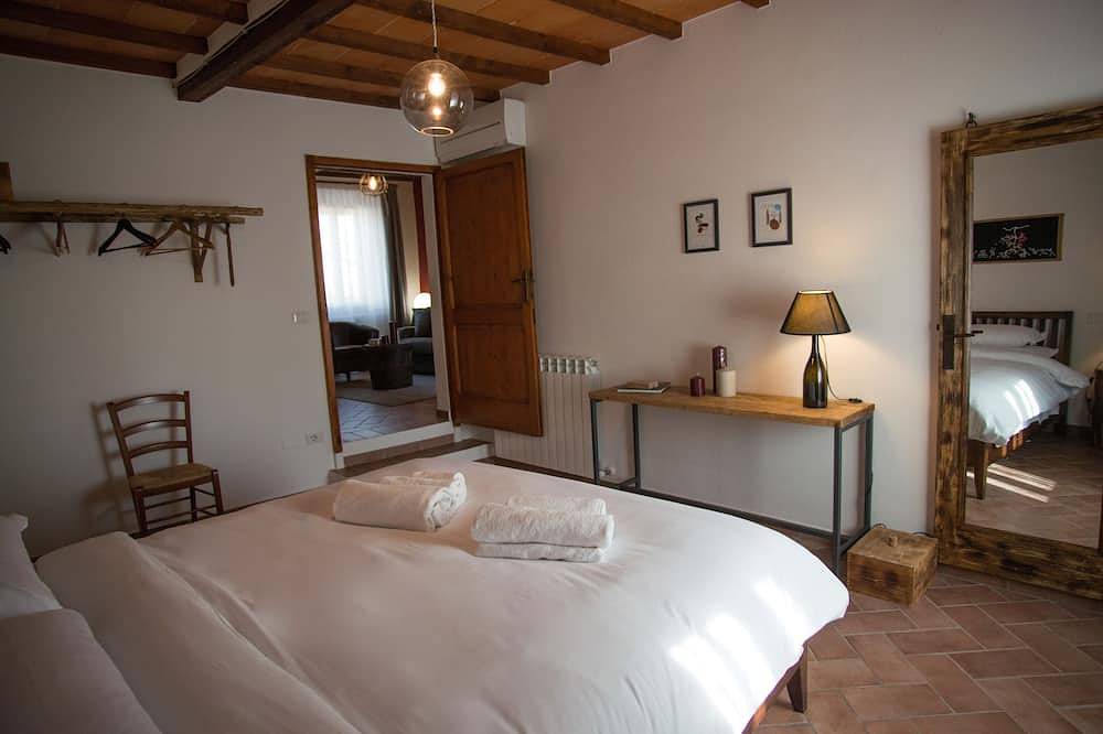 Ganze Wohnung, Suite Wine - Relax & Design im Herzen des Valdorcia in San Quirico d'Orcia, Orciatal