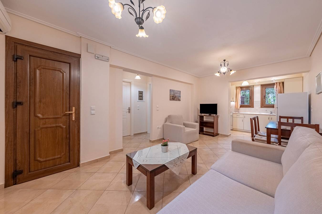Hel lägenhet, Ground Floor Apartment with Wi-Fi and Air Conditioning in Sývota, Thesprotia region