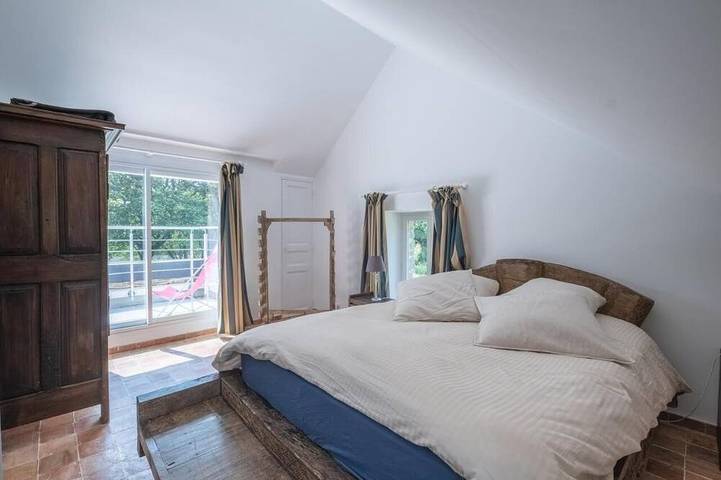 Location de vacances pour 6 personnes, avec jardin ainsi que piscine et balcon, animaux acceptés à Herbignac - 4