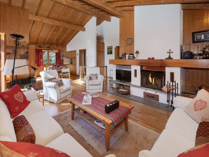 Ferienhaus für 8 Personen, mit Balkon und Terrasse sowie Garten und Ausblick in Orsières