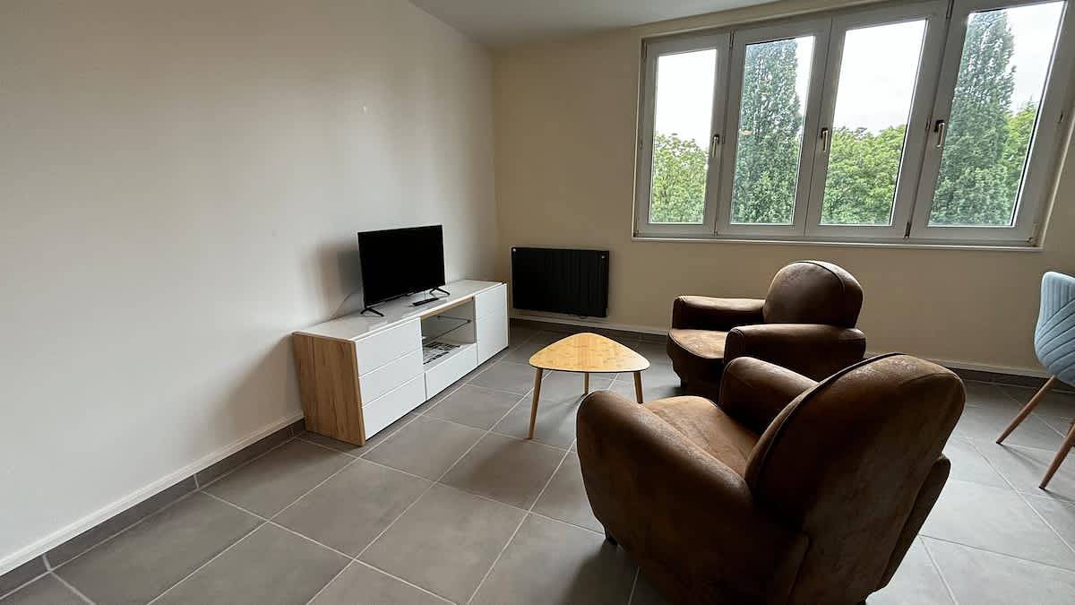 Appartement entier, Le Rietz 5 - T2 calme et lumineux proche gare in Arras, Région d'Arras