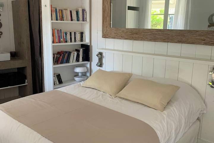 Location de vacances pour 8 personnes, avec jardin, animaux acceptés dans Plage des Gollandieres (Le Bois-Plage-en-Re) - 3