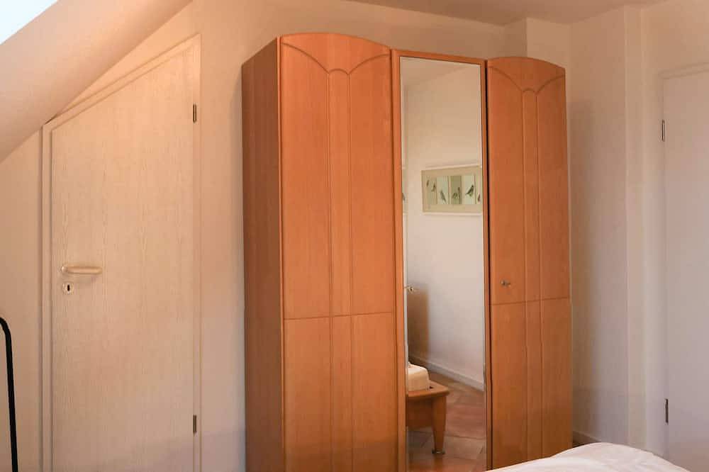 Ganze Wohnung, Gemütliche Ferienwohnung im Ferienpark Seedorf mit Balkon und Wlan in Seedorf (Sellin), Sellin