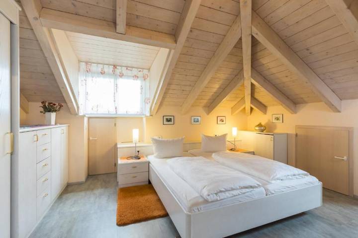 Ferienwohnung für 4 Personen, mit Garten