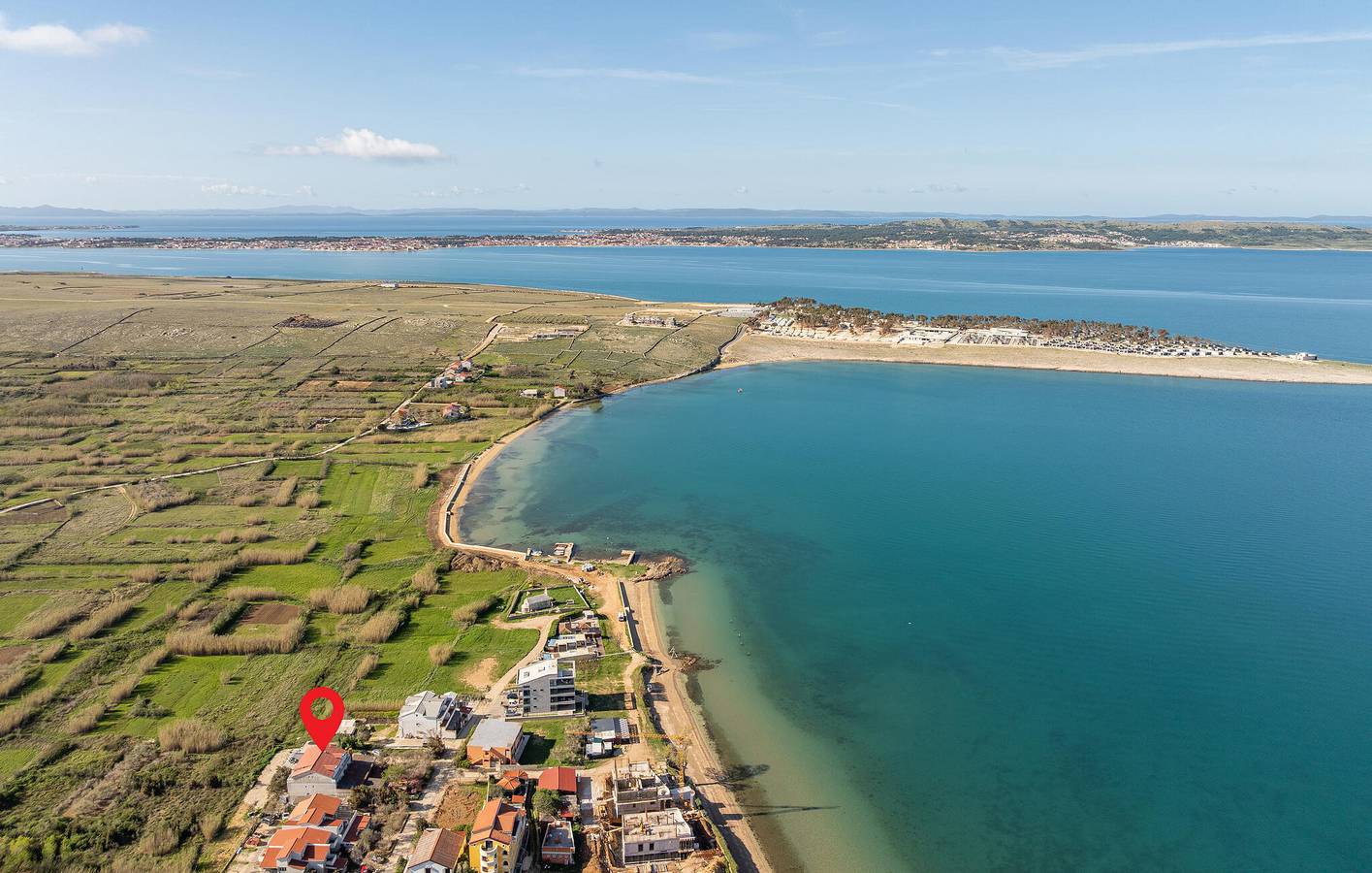 Ganze Ferienwohnung, Gemütliches Apartment mit Meerblick, WLAN, Klimaanlage und Terrasse in Strandnähe in Povljana, Pag