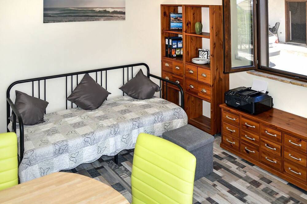 Appartamento in villa con A/C, vasca idromassaggio, Wifi, piscina, Tv, patio, vista panoramica in Provincia di Teramo