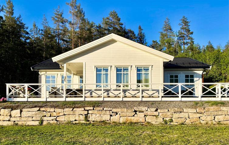 Ferienhaus für 8 Personen, mit Terrasse und Garten - 1