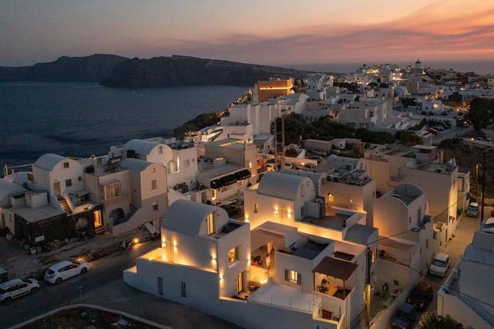 Apartamento para 2 personas, con vistas y terraza, Se admiten mascotas en Oia