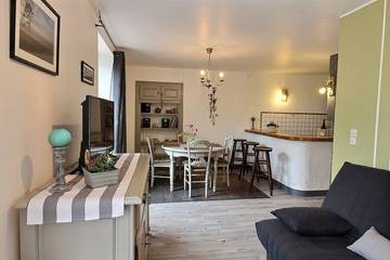 Gîte pour 2 personnes, avec jardin à Erquy