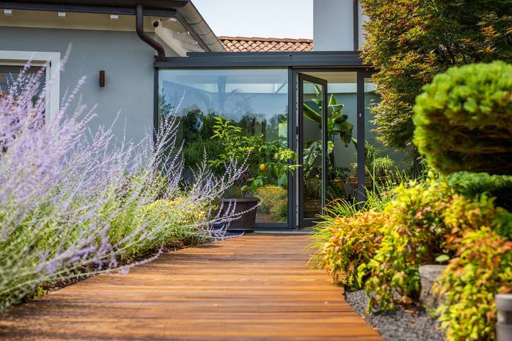 Villa con piscina per 11 persone, con giardino e balcone in Piemonte