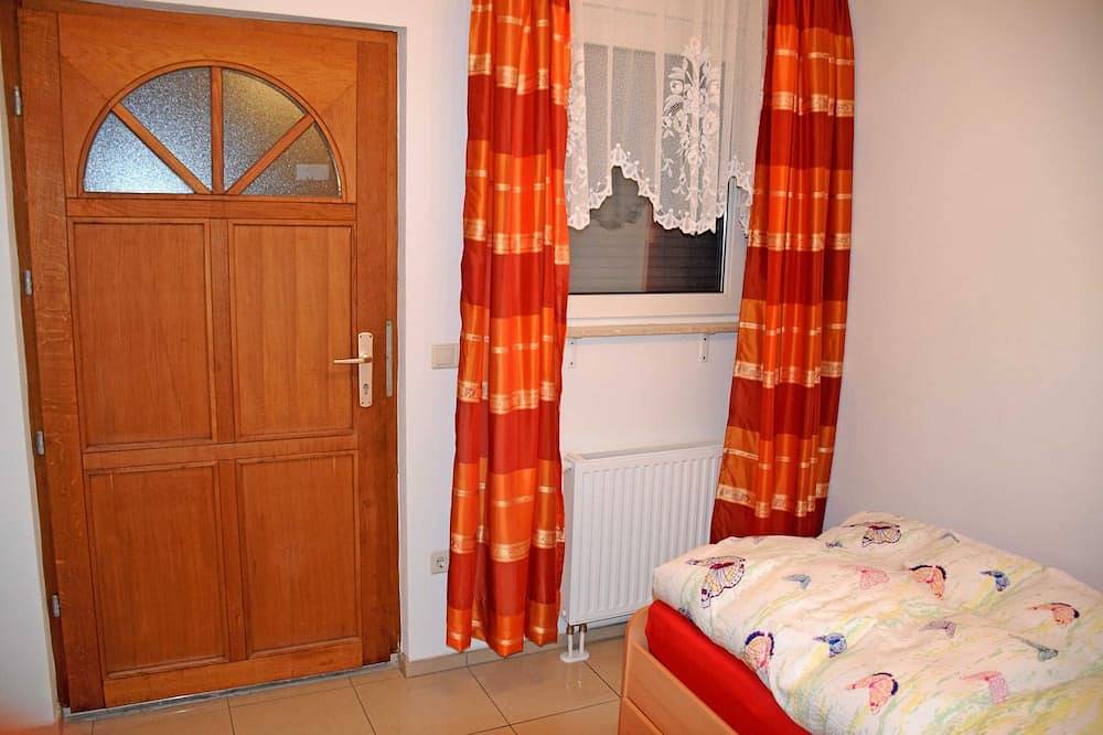 Ganze Wohnung, Ferienwohnung Aschersleben - Deb 038 Ferienwohnung/-zimmer Aschersleben in Aschersleben, Region Salzlandkreis