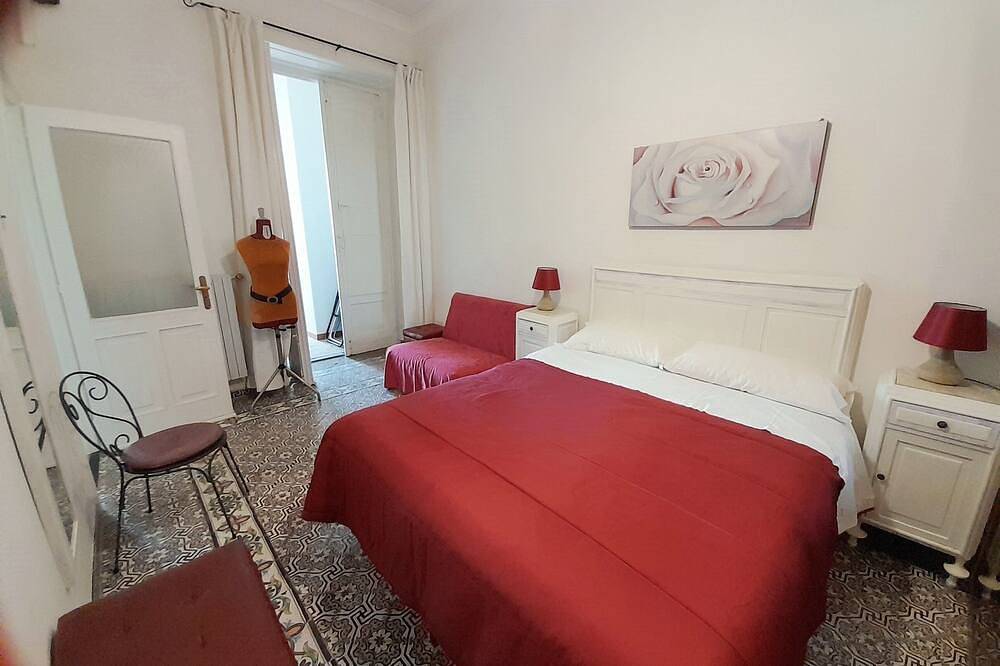 Ganze Wohnung, Casa Sebastian - mit großer Meerblick-Terrasse, nur wenige Meter zum Strand in Vietri sul Mare, Amalfiküste