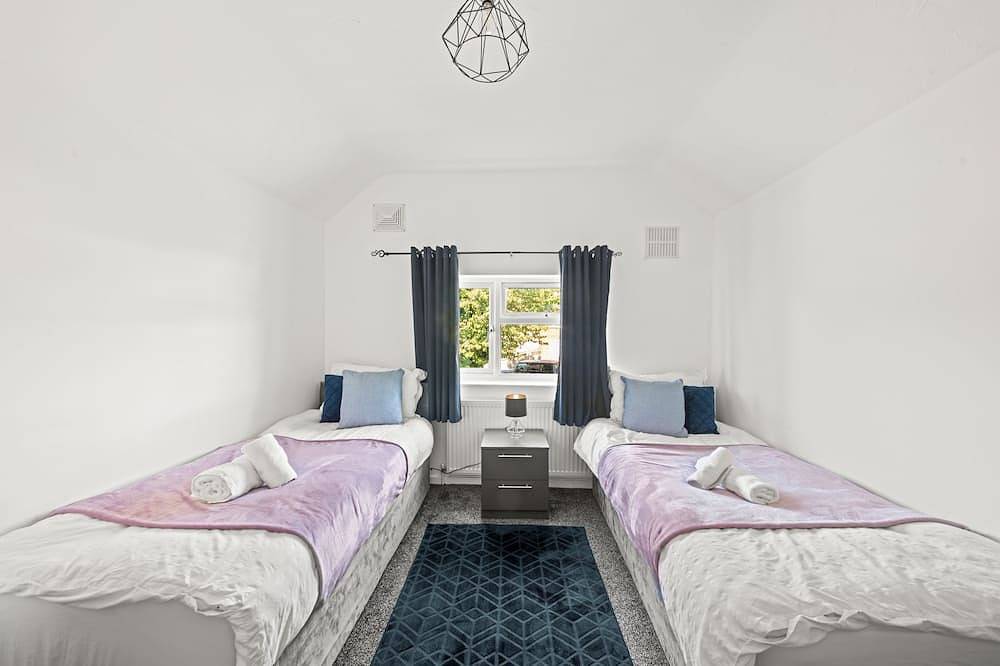 Luxury Watford 2 Bed House Free Parking in Watford, Hertfordshire