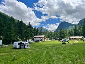 Gîte pour 5 personnes, avec vue, animaux acceptés à Ceillac