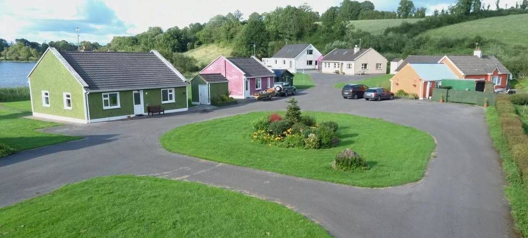 Vacation rental for 12 people, with Yard and Lake view as well as View in County Cavan