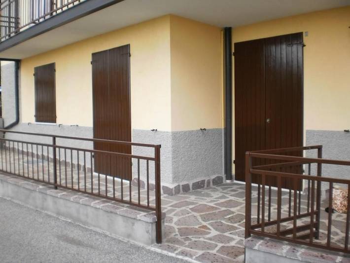 Appartamento per 4 persone, con Terrazza e Giardino nonché Panorama a Selvino