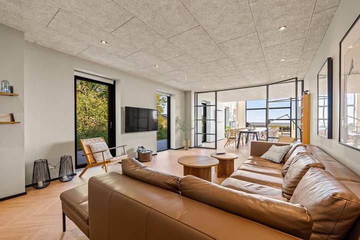Ferienhaus für 18 Personen, mit Balkon/Terrasse und Whirlpool auf Rømø - 2