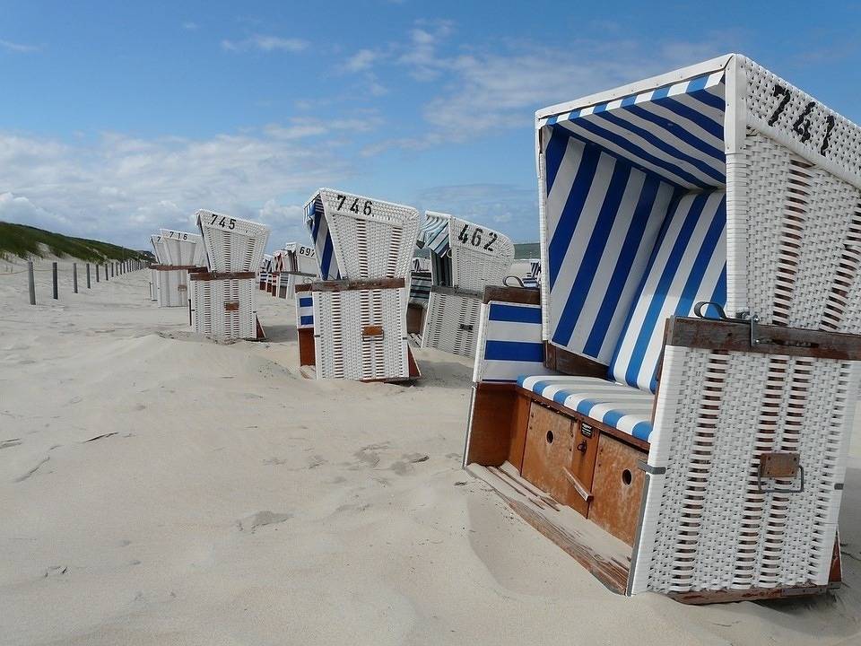 Ganze Ferienwohnung, Exclusive Rollstuhlgerechte Wohnung " Ebbe "  ( barreirefrei ) 3 Erw. + Klenkind in Ostfriesland in Utarp, Landkreis Wittmund