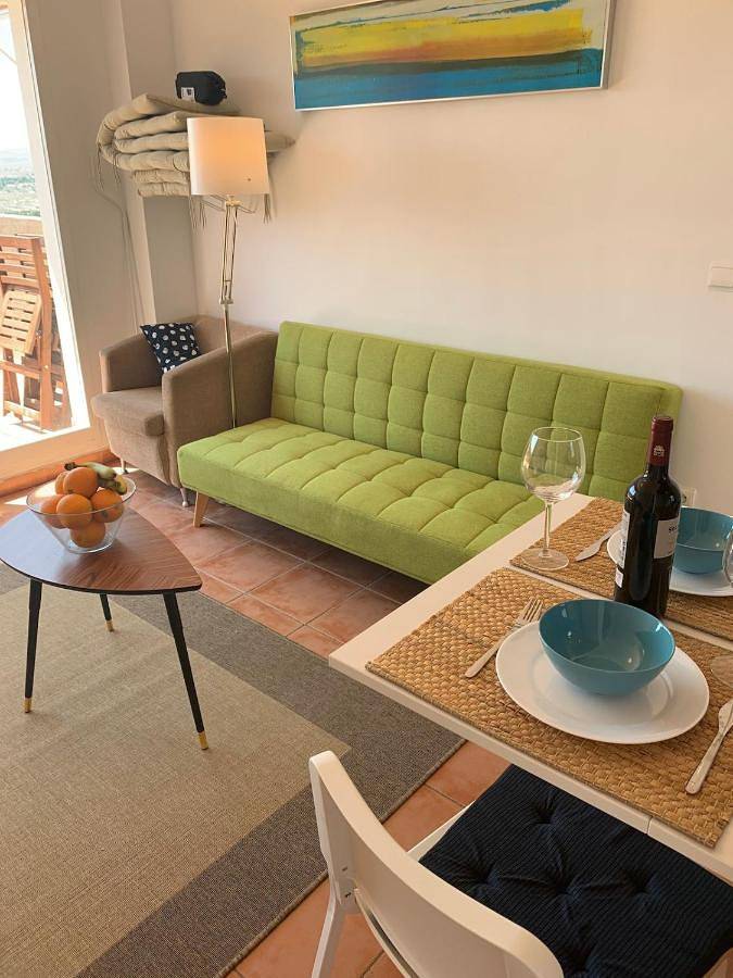 Apartamento de vacaciones para 4 personas, con Balcón y Terraza además de Piscina y Vistas en Bonalba