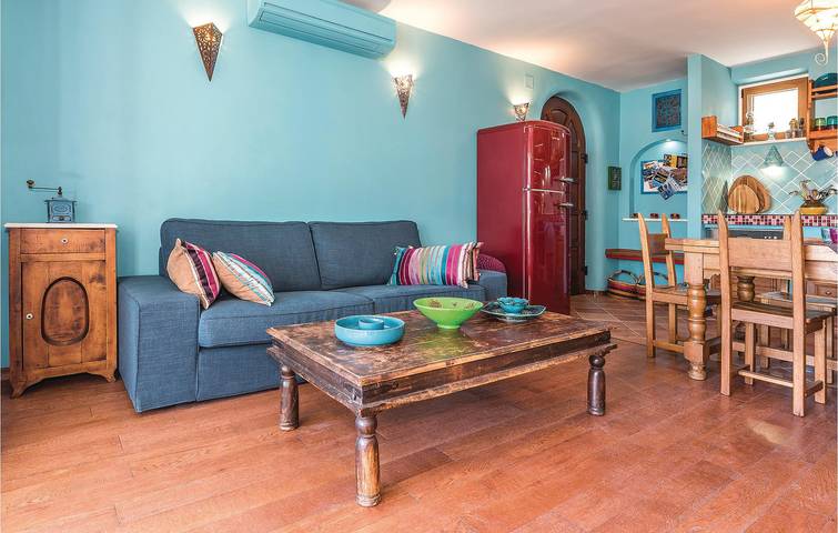 Oase am Meer: Modernes Apartment mit Terrasse, WLAN und Parkplatz in Žaborić, Šibenik-Knin