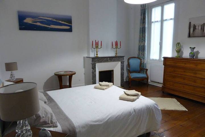 Location de vacances pour 8 personnes, avec jardin à Saint-Émilion - 4