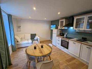 Location de vacances pour 4 personnes, avec vue et terrasse à La Croix-en-Touraine