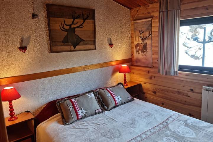Appartement entier, St Lary Appartement T3 duplex in Saint-Lary-Soulan, Parc national des Pyrénées