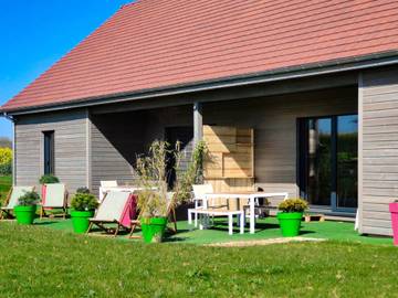 Cottage pour 4 personnes, avec jardin dans Magnant