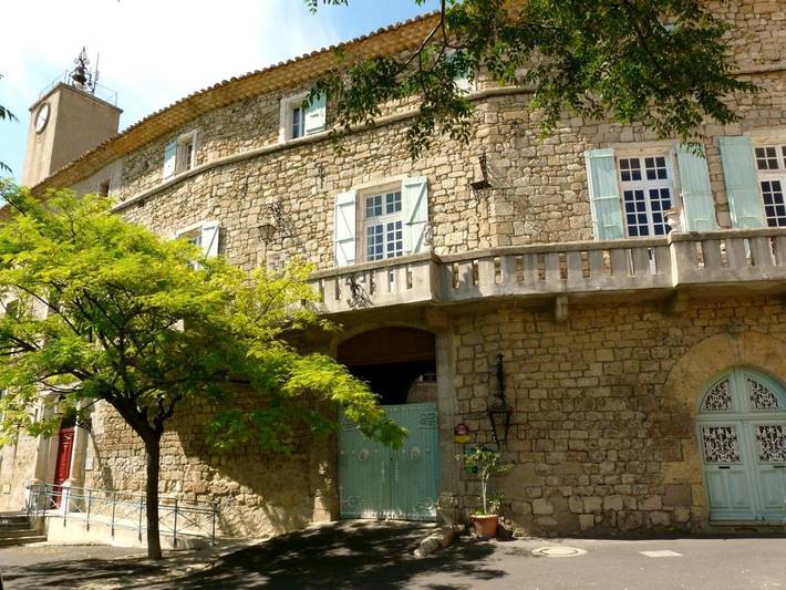 Ferienwohnung für 6 Personen, mit Whirlpool und Terrasse sowie Garten in Murviel-lès-Béziers