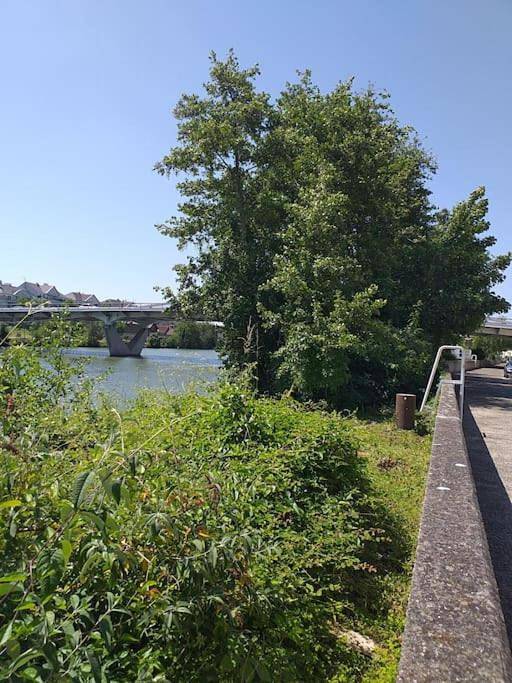 Gîte pour 4 personnes, avec terrasse et jardin à Margny-lès-Compiègne - 2