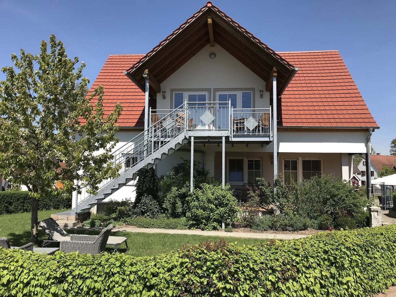 Ferienbauernhof Schuler - Ferienwohnung Gänseblümchen mit Küche und Safe in Gunzenhausen, Fränkisches Seenland