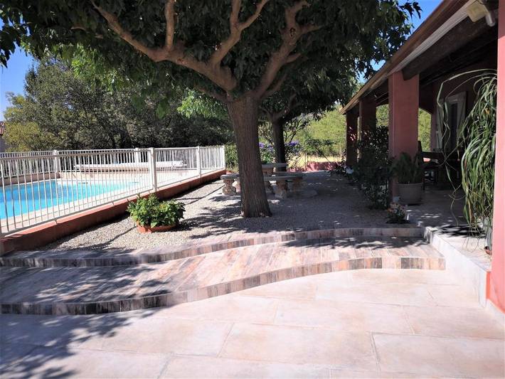 Location de vacances pour 12 personnes, avec piscine, animaux acceptés à Bosc - 2