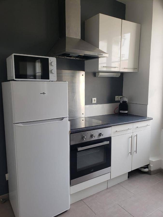 Appartement entier, One-Bedroom Apartment in Saint-Chéron, Essonne