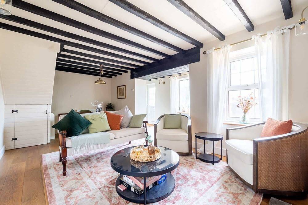 Cottage & Parking, nr Wye Valley & Forest of Dean in Gloucestershire