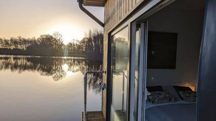 Boot für 4 Personen, mit Terrasse und Garten, mit Haustier in Niedersachsen