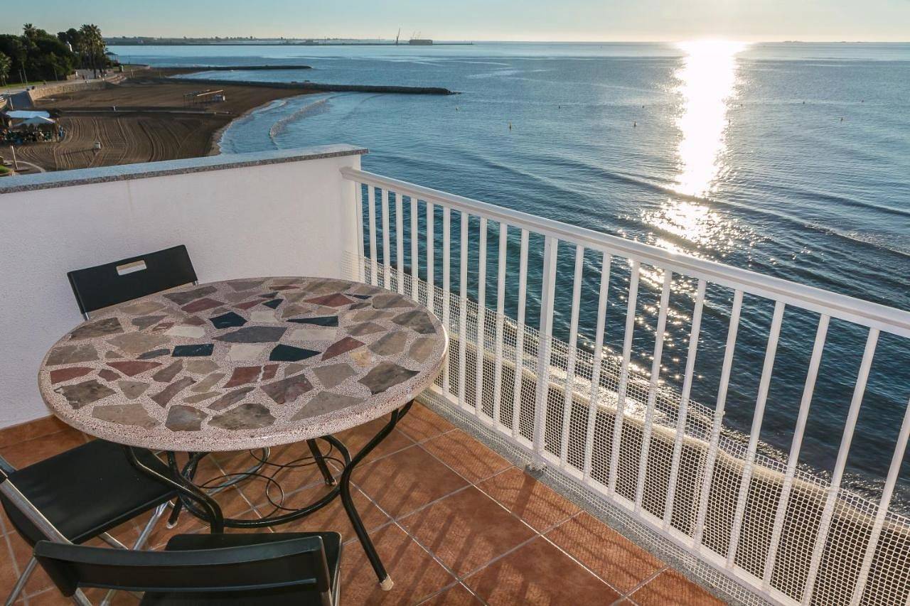 Ganze Wohnung, Apartamento en primera línea de mar in Platja de les Delícies (Sant Carles de la Ràpita), Sant Carles de la Ràpita
