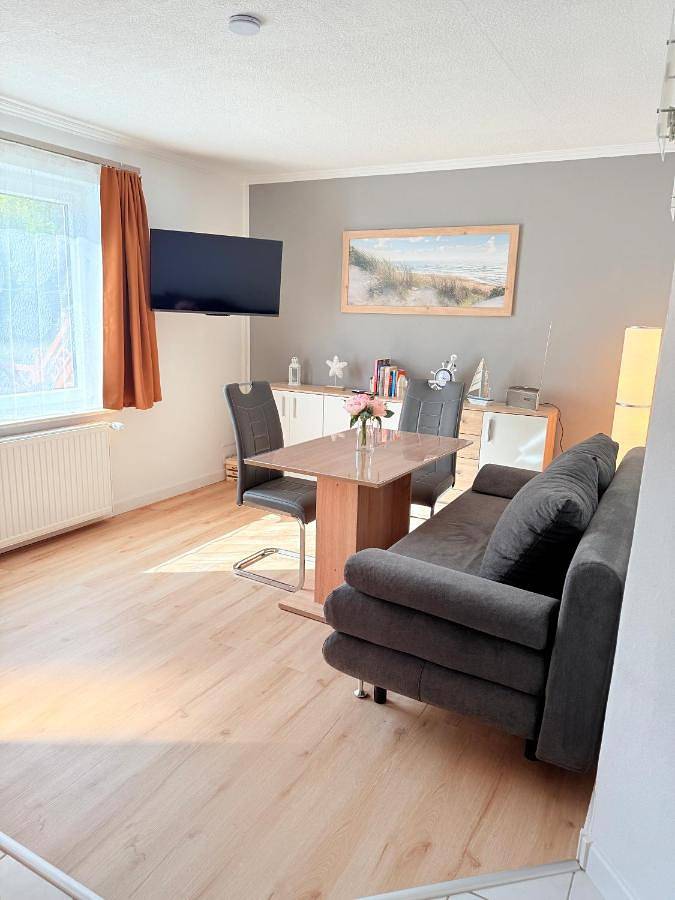 Ganze Wohnung, Ferienwohnung Sonnenschein in Dranske, Rügen