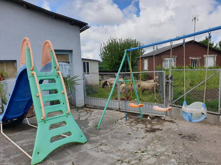 Location de vacances pour 10 personnes, avec jardin ainsi que jacuzzi et bassin pour enfant à Sarria (Lugo) - 2