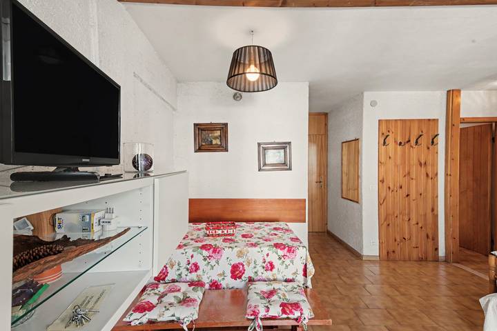 Ganze Wohnung, Apartment 'Stregatto Dalla Luna - Dolomiti' mit Bergblick, privater Terrasse und WLAN in Comuna di San Martino di Castrozza, Primiero San Martino di Castrozza