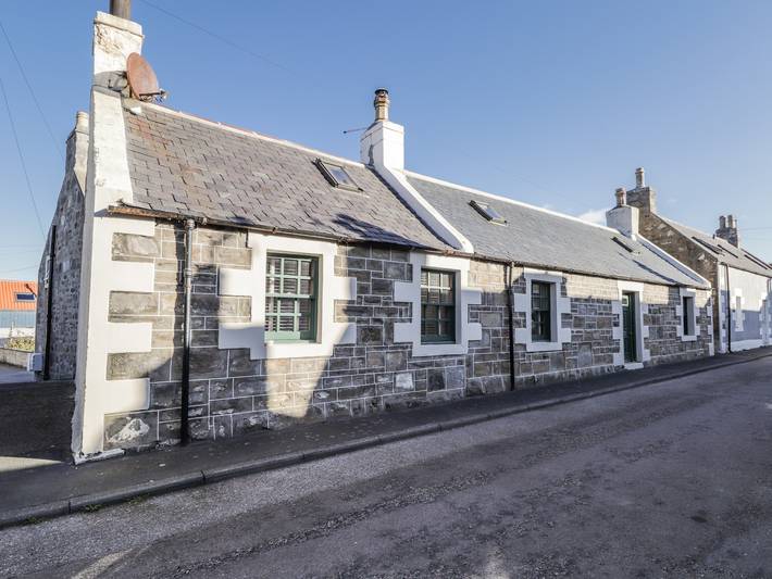 Holiday rental for 6 people in Cullen