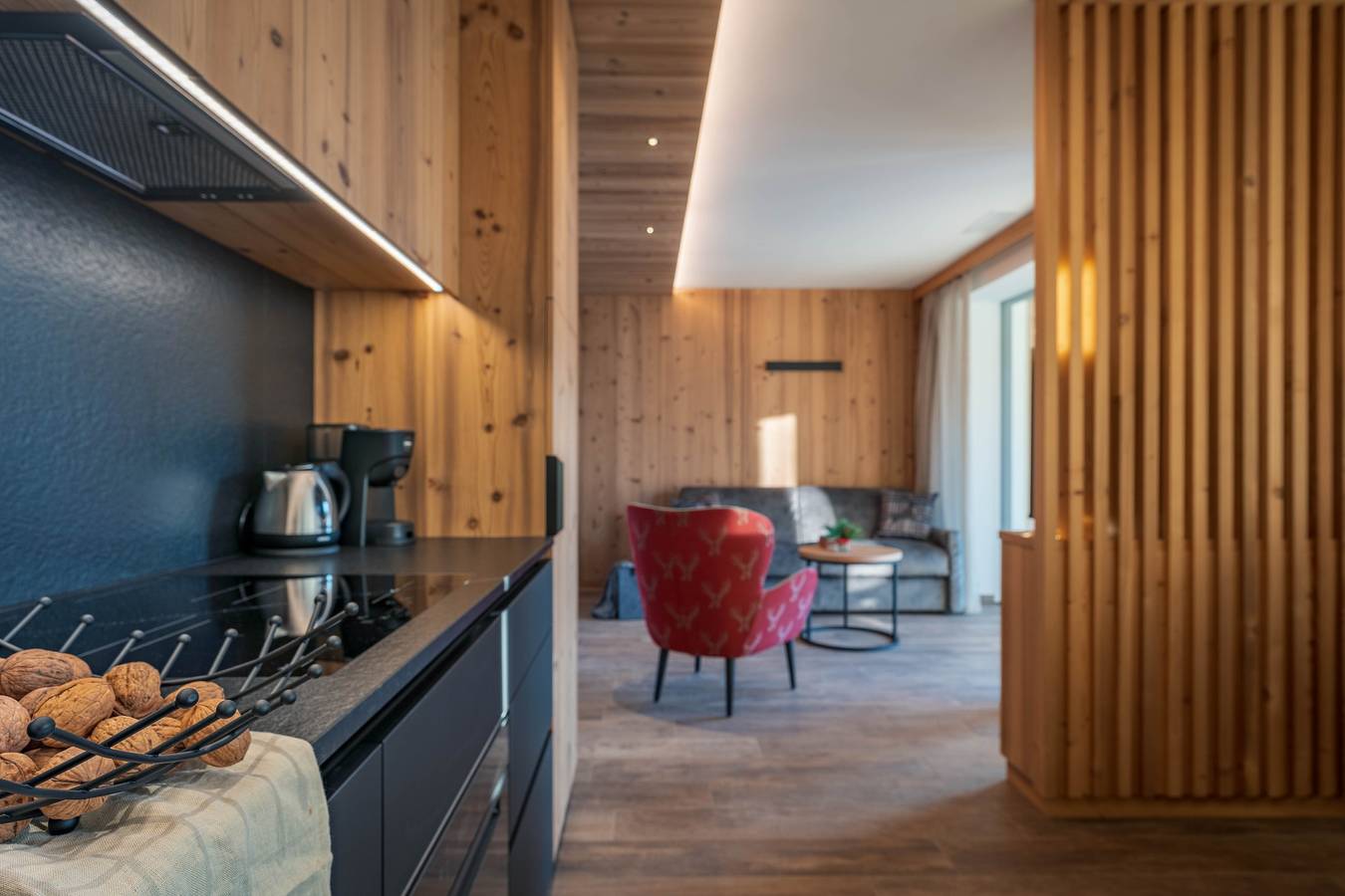 Appartement entier, Appartement 'Larice' avec vue sur les montagnes, Wi-Fi et climatisation in Cavedago, Massif de Brenta