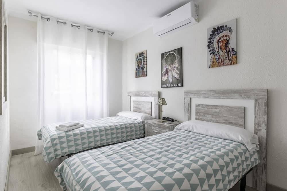 Entire apartment, Cosy and Bright in La Arena Beach in Zierbena, Basque Coast (Spain)