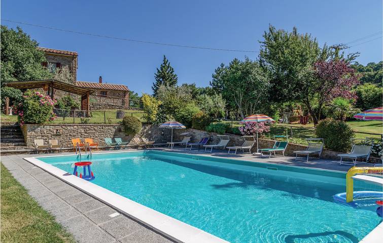 Doppia a bordo piscina con parcheggio e internet in Cortona, Provincia di Arezzo