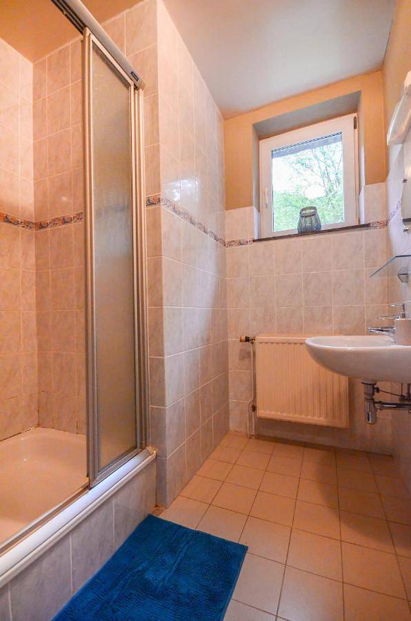 Gîte pour 5 personnes, avec jardin et vue à Bohan - 4